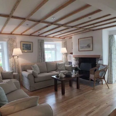 Дом отдыха Langford House